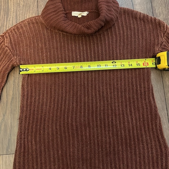 Gilded intent chunky turtleneck - Picture 4 of 6